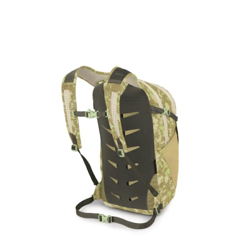 Osprey Daylite Plus Sunlit Lichen Print Gravel, Tan OS - color: Sunlit Lichen Print Gravel Tan