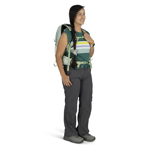 Osprey Tempest 11L Women's Lightweight Hiking Backpack, Green OS - color: Frosty Mint Green/Botanica, size: 11L - Standard Fit