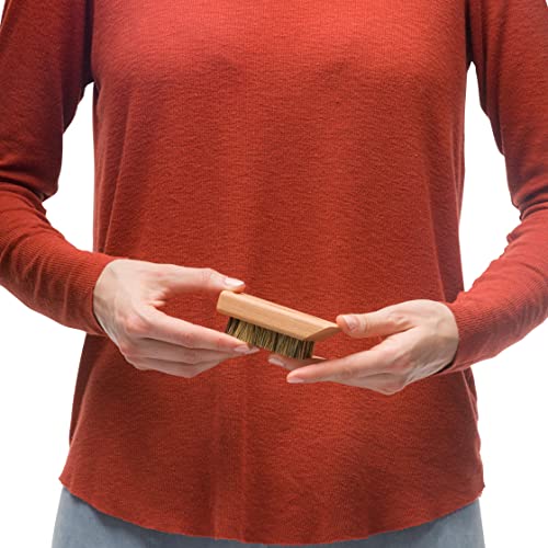 Redecker Natural Tampico Fiber Hiking Shoe Brush, Multi-Purpose Boot Scraper, Oiled Beechwood Handle, 4-Inch Travel Size, Made in Germany