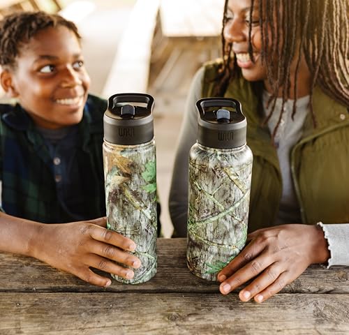 Wildkin Mossy Oak 22oz Kids Water Bottle – Leakproof, Vacuum-Insulated, Durable, Easy-Clean - Obsession - color: Mossy Oak Obsession, size: 22 Oz